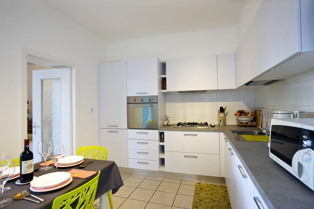 Piazzale Italia Apartment Oggebbio Exterior photo