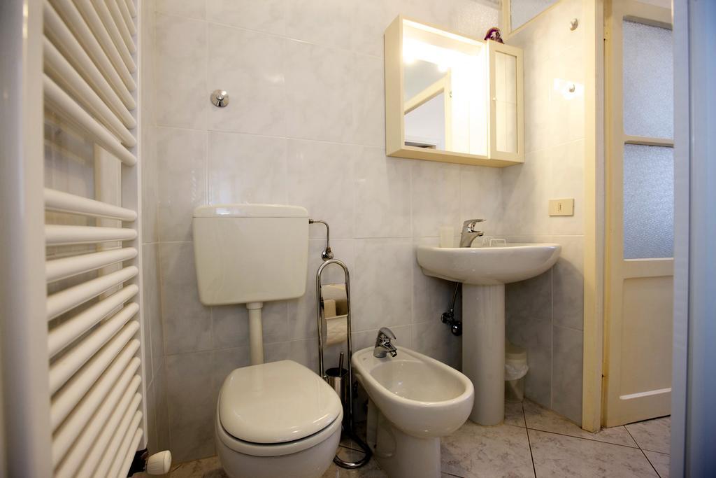 Piazzale Italia Apartment Oggebbio Exterior photo